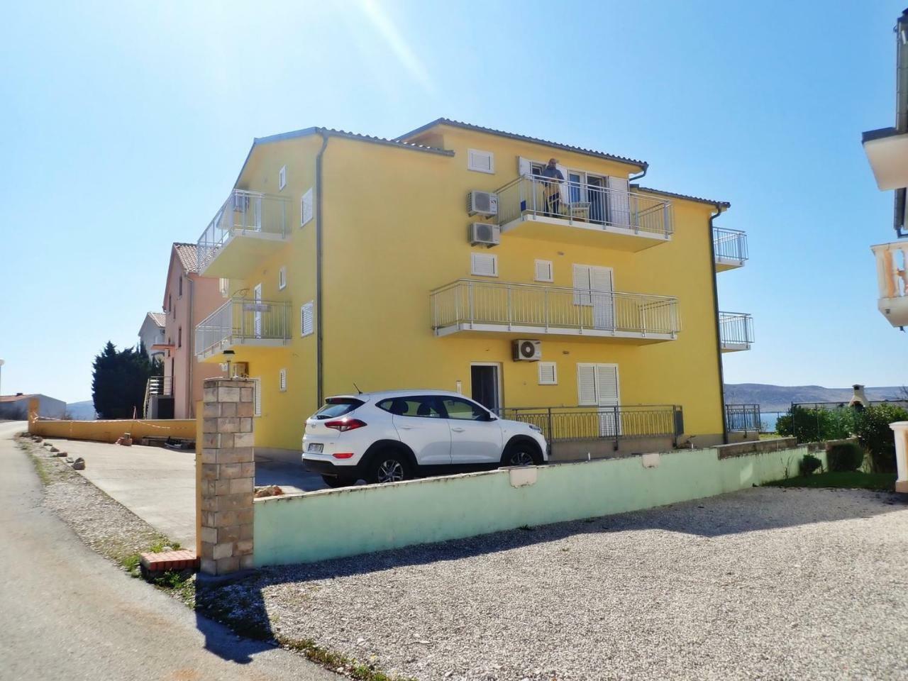 Apartment Ela Enjoy Breathtaking Seaview 셀리네 외부 사진