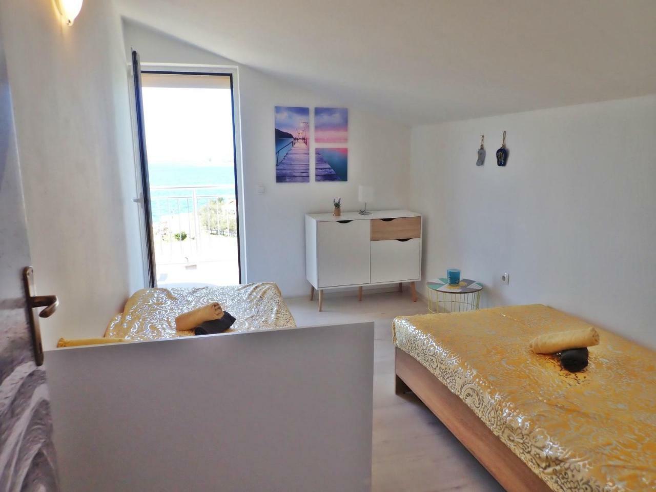 Apartment Ela Enjoy Breathtaking Seaview 셀리네 외부 사진
