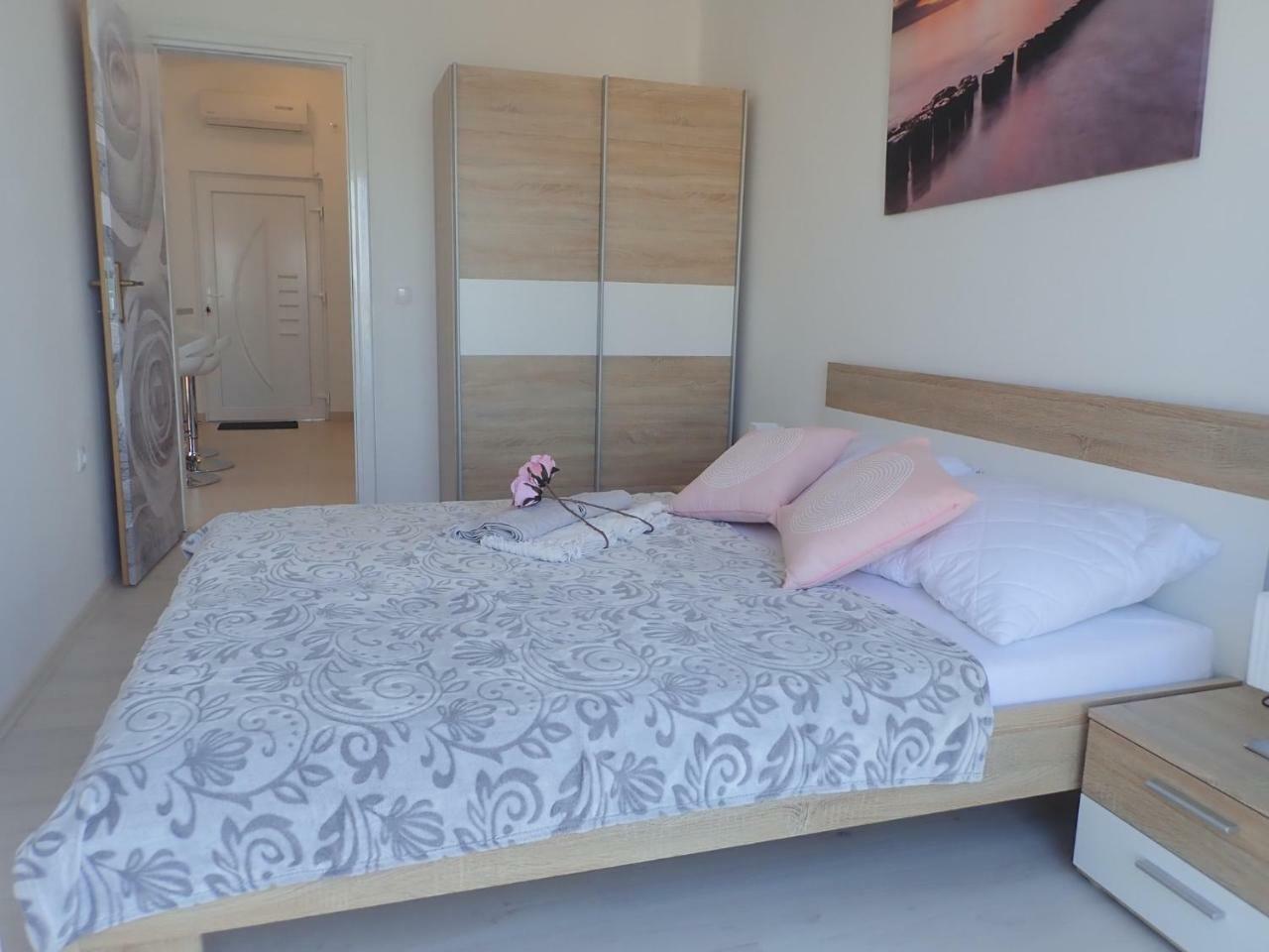 Apartment Ela Enjoy Breathtaking Seaview 셀리네 외부 사진